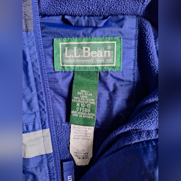 L.L. Bean Kids Navy and Blue Raincoat - Picture 4 of 11